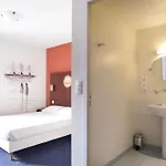 Hotell Les Gens De By Poppins 2*