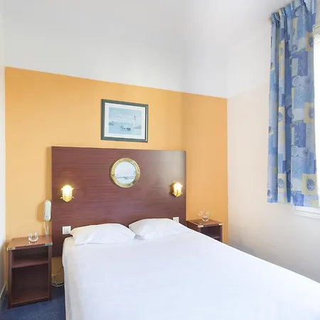 Les Gens De By Poppins ברסט