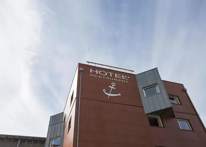 Les Gens De By Poppins Hotel 2*