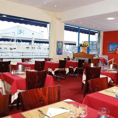 Les Gens De By Poppins Szálloda