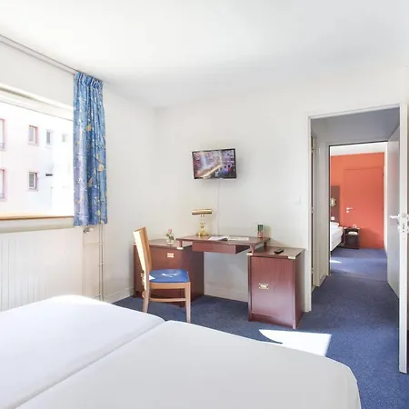 Les Gens De By Poppins Szálloda 2*