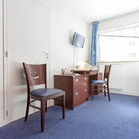 Szálloda Les Gens De By Poppins 2*