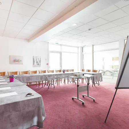 Les Gens De By Poppins Szálloda 2*