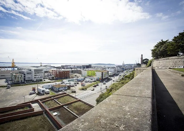 Szálloda Les Gens De By Poppins