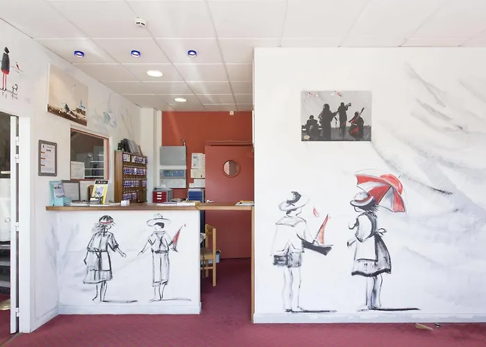 Les Gens De By Poppins