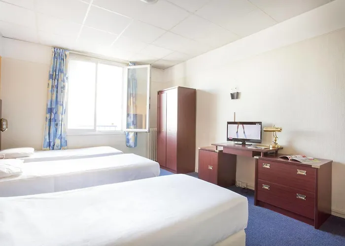 Les Gens De By Poppins Hotell 2*