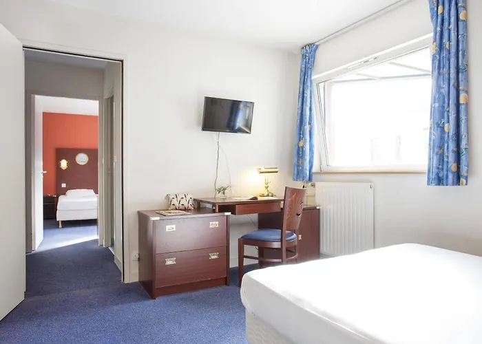 Hotell Les Gens De By Poppins 2*