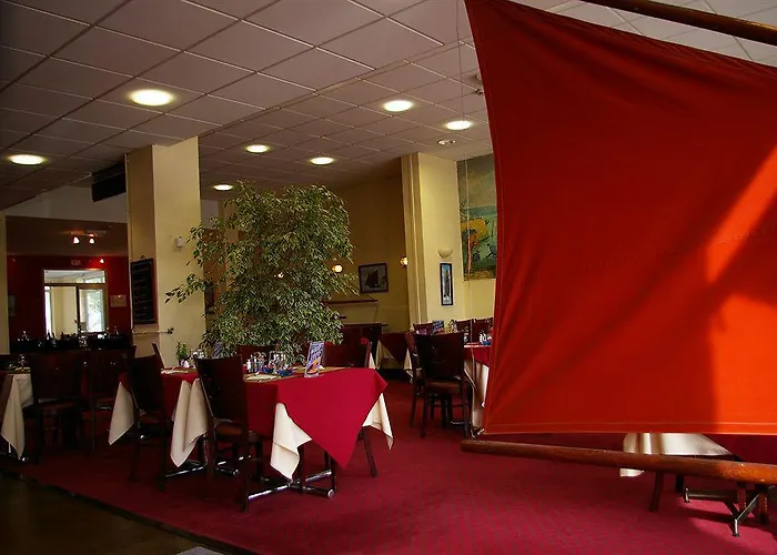 Les Gens De By Poppins 2* Breszt